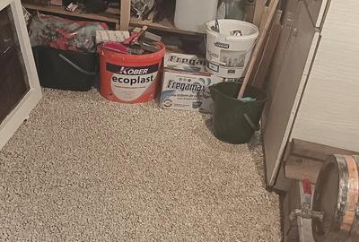 Apartament cu 3 camere decomandat în Astra