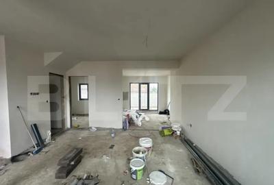 Casă cu 4 camere cu Teren 300 Mp în Lazuri