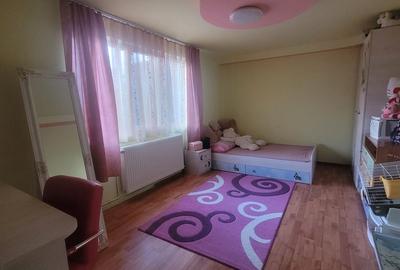 Casă cu 6 camere cu Teren 1100 Mp în Orașul Vechi