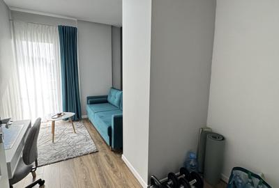 Apartament cu 3 camere semidecomandat, mobilat în Florești - 7