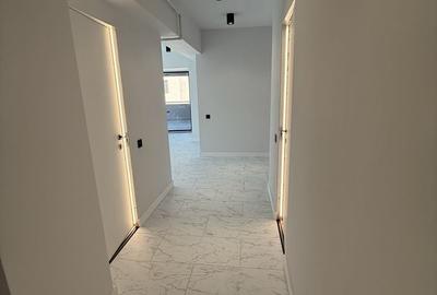 Apartament cu 4 camere decomandat în Central - 1