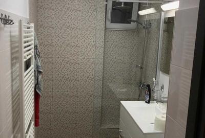 Apartament cu 2 camere decomandat în Exterior Vest