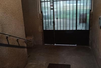 Apartament decomandat în 1 Mai - 3