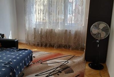 Apartament cu 3 camere decomandat în Mărăști