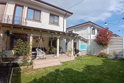 Casă cu 4 camere cu Teren 250 Mp în Central