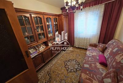 Apartament cu 3 camere semidecomandat în Micro II - 9