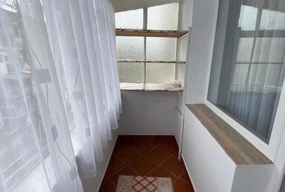 Apartament cu 2 camere semidecomandat în Micro 39
