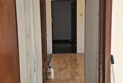 Apartament cu 2 camere semidecomandat în Șuncuiuș
