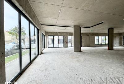 Spațiu comercial, de 143 mp, în Cetății - 3