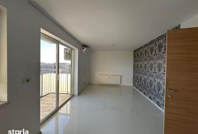 Apartament cu 3 camere decomandat în Nufărul - 11