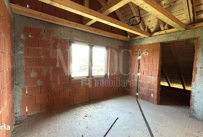 Casă cu 4 camere în Sânnicoară - 5