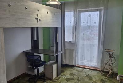 Apartament cu 4 camere decomandat, mobilat în Micălaca - 12