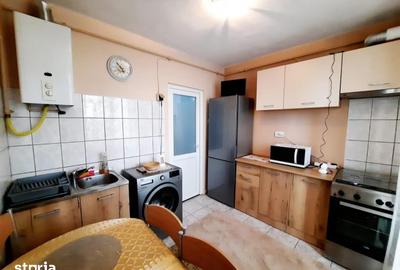 Apartament cu 3 camere decomandat în Terezian - 2