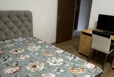 Apartament cu 3 camere decomandat în Central - 3