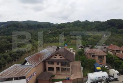 Casă cu 4 camere cu Teren 2360 Mp în Central - 6