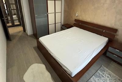 Apartament cu 2 camere decomandat în Micro 3