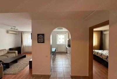 Apartament cu 2 camere decomandat în Văcăresti - 1