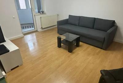 Garsonieră decomandată, mobilată în Virtuții
