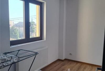 Apartament cu 3 camere decomandat în Miroslava - 11