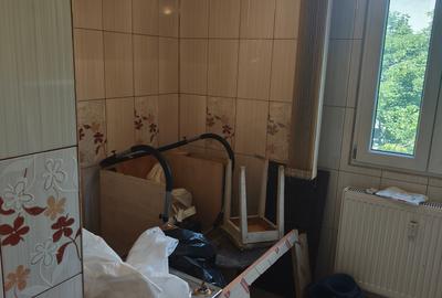 Apartament cu 4 camere decomandat în Drumul Taberei - 14