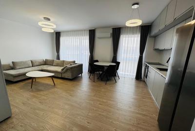 Apartament cu 3 camere decomandat în Nufărul