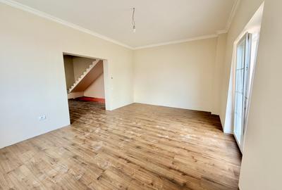 Duplex cu 4 camere cu Canalizare în Moșnița Nouă - 8