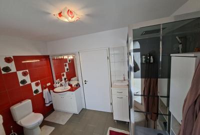 Casă cu 4 camere decomandat în Ghiroda - 5