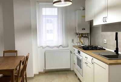 Apartament cu 2 camere decomandat în Cățelu