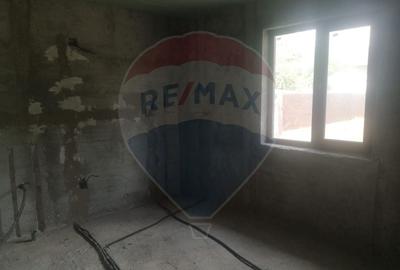 Casă individuală cu 3 camere cu Teren 1200 Mp în Gostinu - 6
