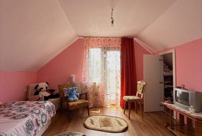 Casă cu 4 camere cu Teren 390 Mp în Central - 4