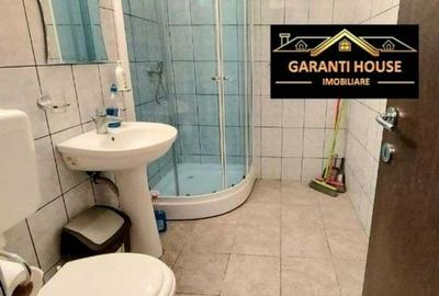 Spațiu comercial, de 70 mp, în Republicii