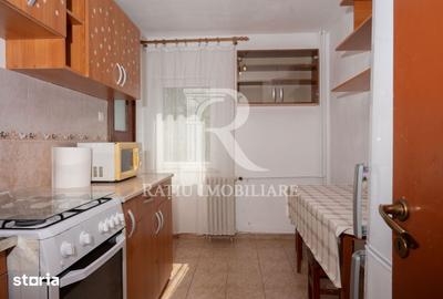 Apartament cu 3 camere în Decebal - 2