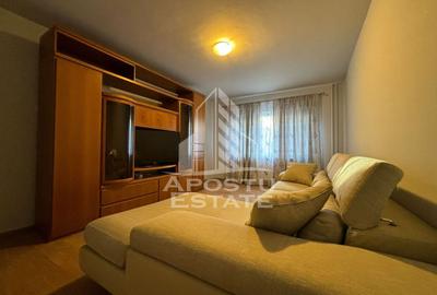Apartament cu 3 camere decomandat, mobilat în Lipovei