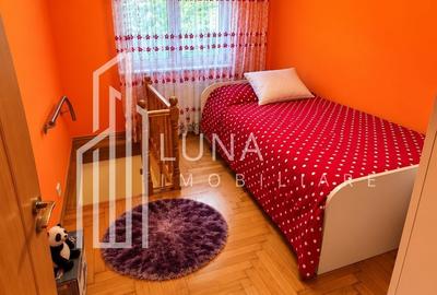 Apartament cu 3 camere în Tractorul