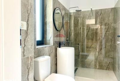 Apartament cu 4 camere în Cetate