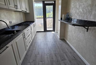 Apartament cu 3 camere semidecomandat în Băneasa - 1