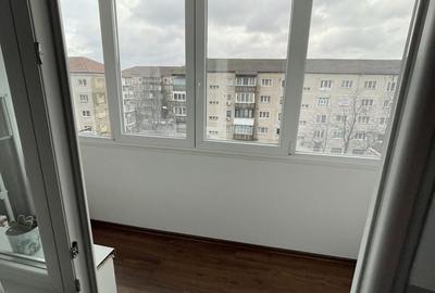 Apartament cu 3 camere decomandat în Lipovei - 4