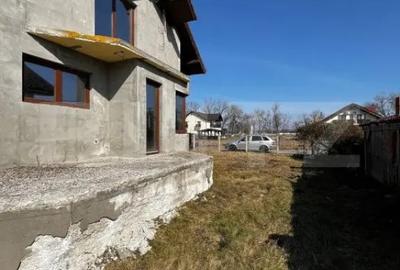 Casă cu 6 camere cu Garaj în Beclean - 5