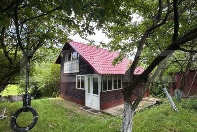 Casă individuală cu 2 camere cu Canalizare în Exterior Est - 1