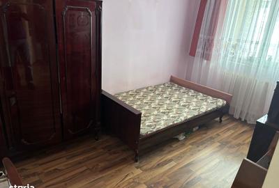 Apartament cu 3 camere semidecomandat în Central - 2