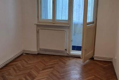 Apartament cu 2 camere decomandat în Micro 14 - 1