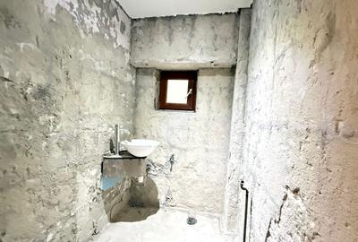 Apartament cu 4 camere decomandat în Calea Călărașilor - 9