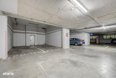 Apartament cu 4 camere decomandat în Titan