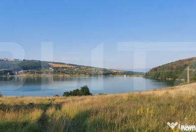 Teren de 600 mp, în Pădureni - 3