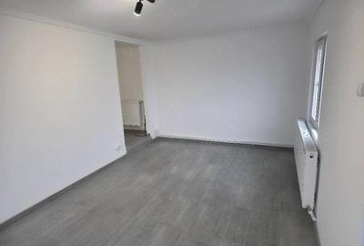 Spațiu comercial, de 32 mp, în Exterior Vest - 2