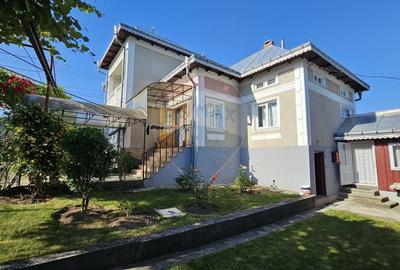 Casă cu 5 camere cu Teren 2078 Mp în Bogata