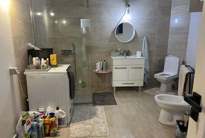 Casă cu 4 camere în Central - 1