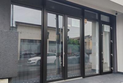 Spațiu comercial, de 20 mp, în Central - 5