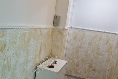 Apartament cu 3 camere semidecomandat în Central - 10