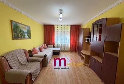 Apartament cu 3 camere decomandat în E3